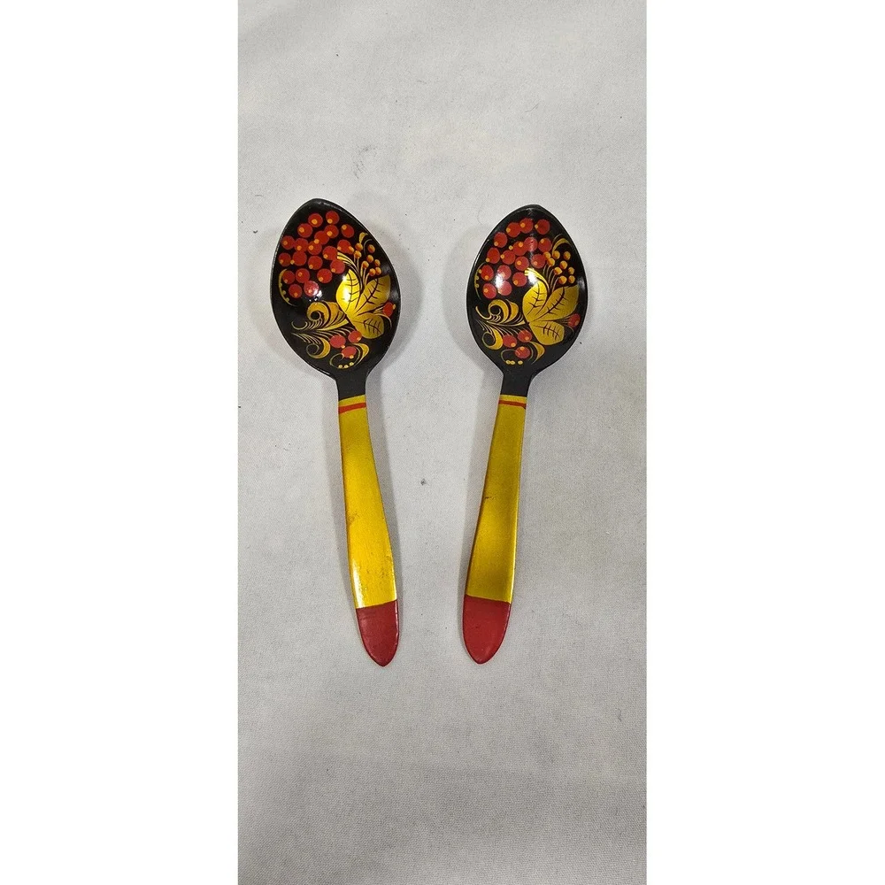 Vtg Russian Khokhloma hand-painted lacquer 2 wooden spoons & 2 lidded‎ container